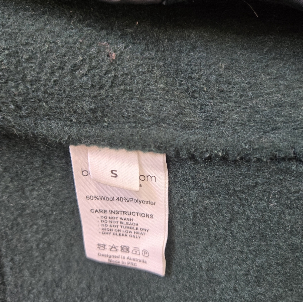 BELLE & BLOOM Australia Green Wool Blend Relaxed Fit Coat. Size Small - Picture 11 of 14